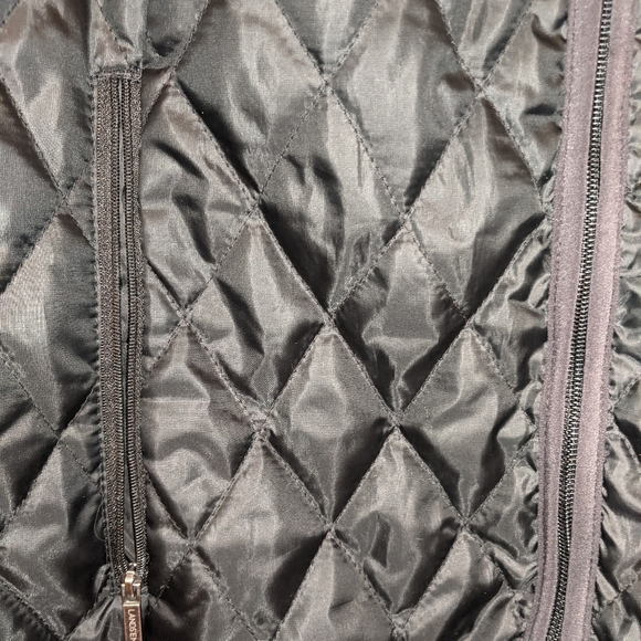 Packable Down-Alternative Quilted Jacket - Picture 3 of 6